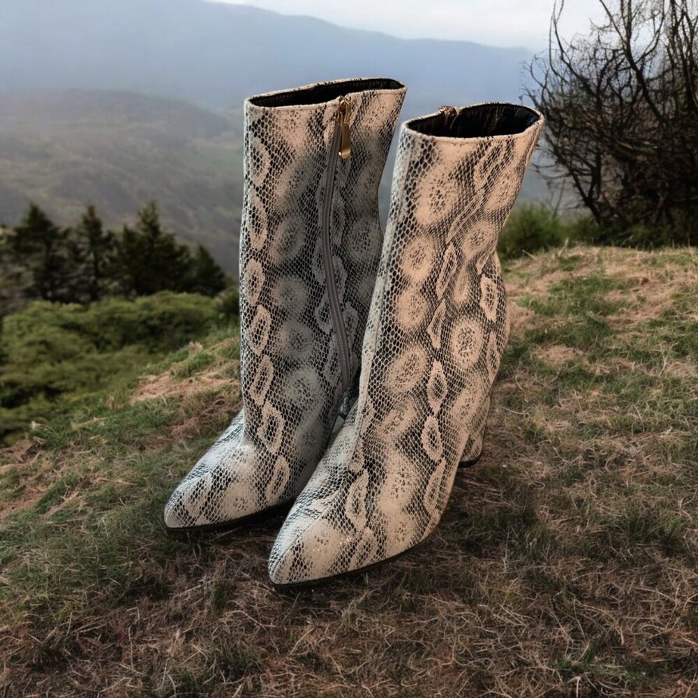 Fashion Nova Snake Print Ankle Boots Sz 7M Festival Party Clubbing Concerts Date